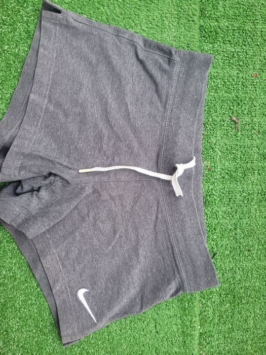 Spodenki nike xs
