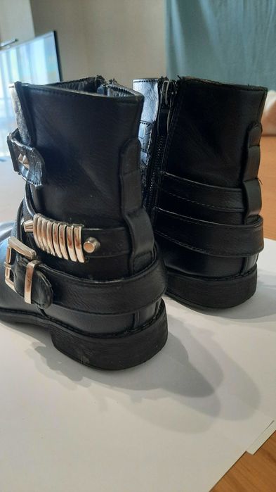 Bota Criança estilo Motard, para menina Preto Tam 30