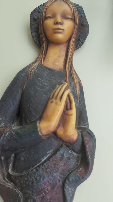 Lindíssima figura para decoração de parede. Tem aproximadamente 36cm d