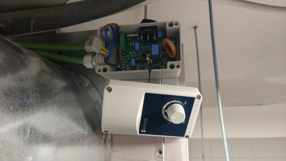 Electricista Cláudio Pereira