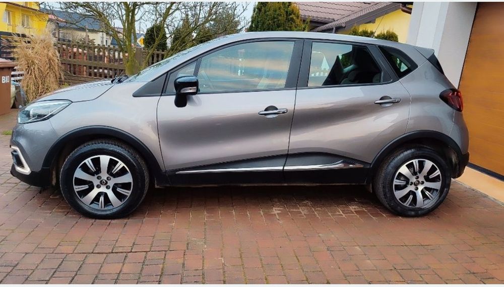 Renault Captur benzyna bogate wyposażenie INTENS
