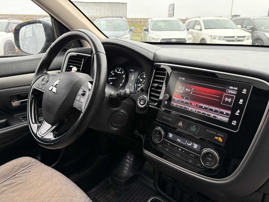 Mitsubishi Outlander III 2017
