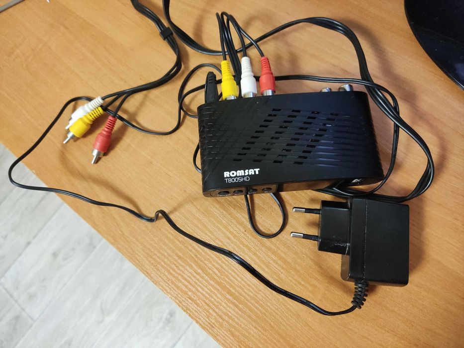 Тюнер Т2 Romsat T8005HD без пульта