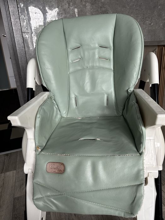 Стульчик для кормления Carrello Stella