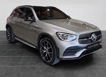 Mercedes-Benz GLC 300e 4MATIC AMG Line Night | 320 cv | Garantia Mercedes 24 meses | SOH Bateria 92%