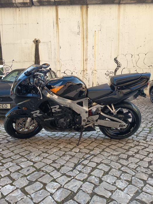 Honda CBR RR 900 FIREBLADE ano 95