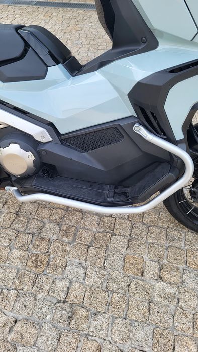 HONDA X-ADV 750 2024 Único dono - Garantia Honda até 2029