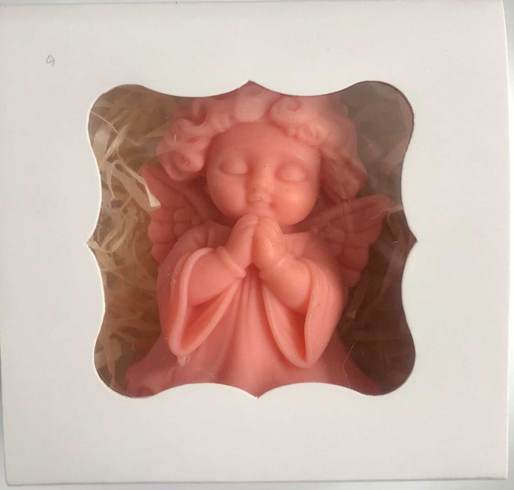 Свічка АНГЕЛ ручної роботи натуральний віск соєвий бджолиний