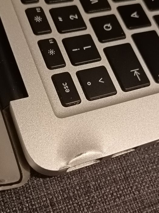 MacBook Air 13" A1466