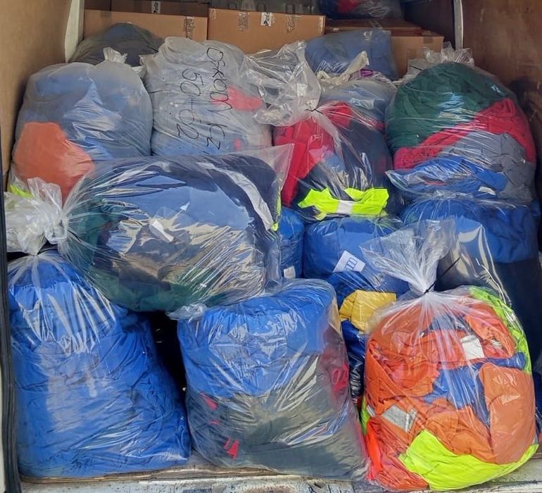 Sprzedam używaną odzież roboczą