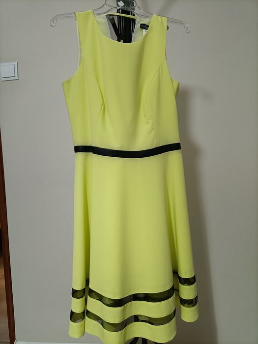 Elegancka sukienka wizytowa, na imprezę, chrzciny, komunię r. 40