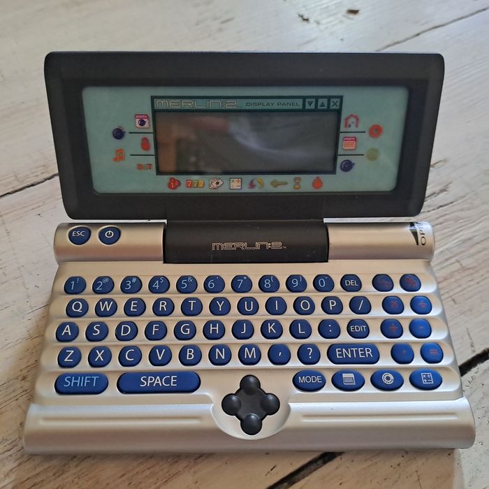 Elektroniczny organizer Retro