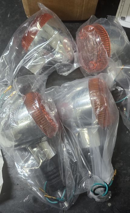 Piscas clássico para mota