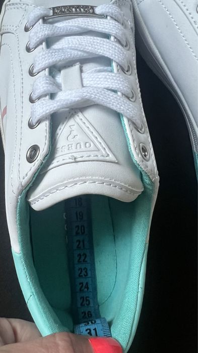 GUESS оригінал кеди