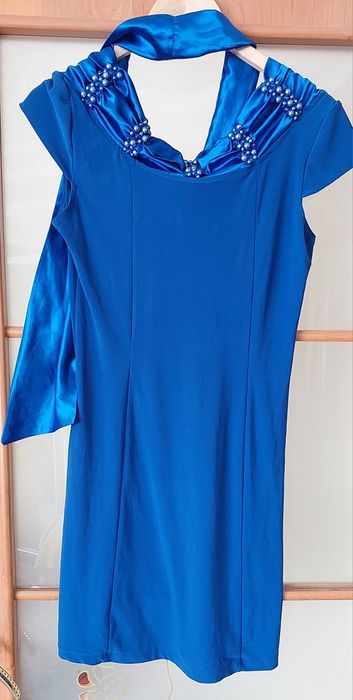 Платья, новые и б/у, отличного качества