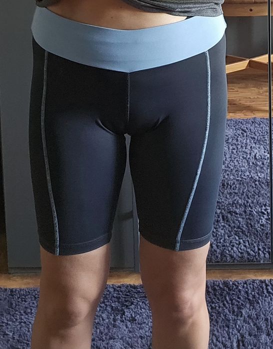 Krótkie spodenki na rower lub jogę M