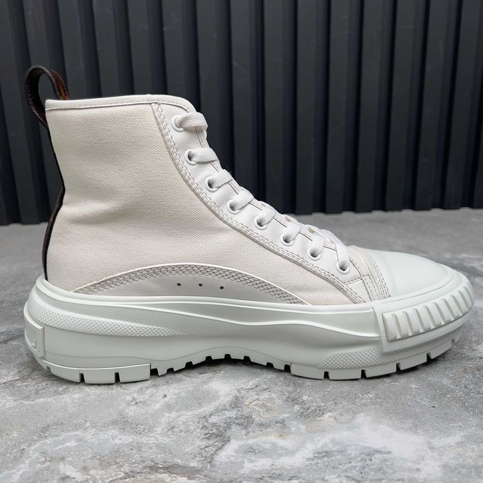 Louis Vuitton Squad Monogram Converse Жіночі кросівки оригінал 39 EUR