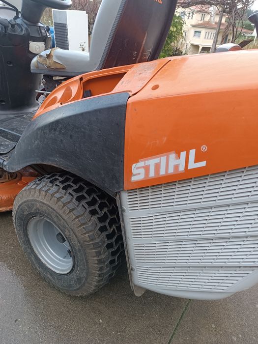 Trator cortar relva STHIL
