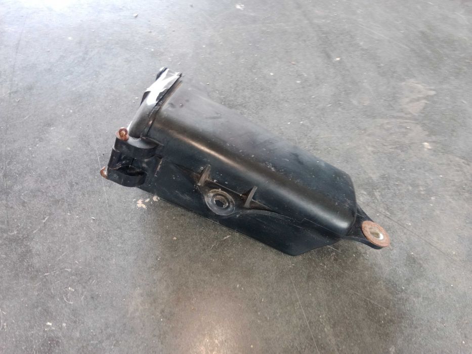 honda xl500 xl 500 narzędziówka schowek na narzędzia kufer skrytka
