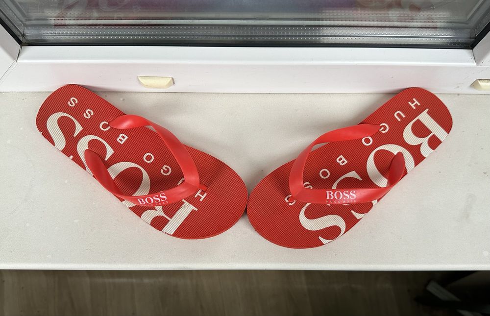 Оригінальні шльопанці вʼєтнамки Hugo Boss Flip flops 36,5-37 розмір