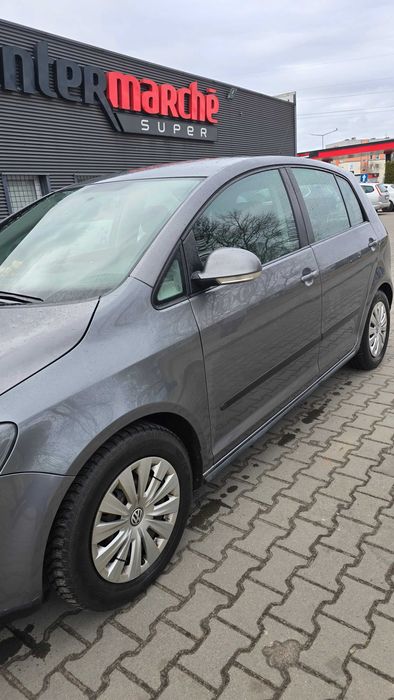 sprzedam samochód golf