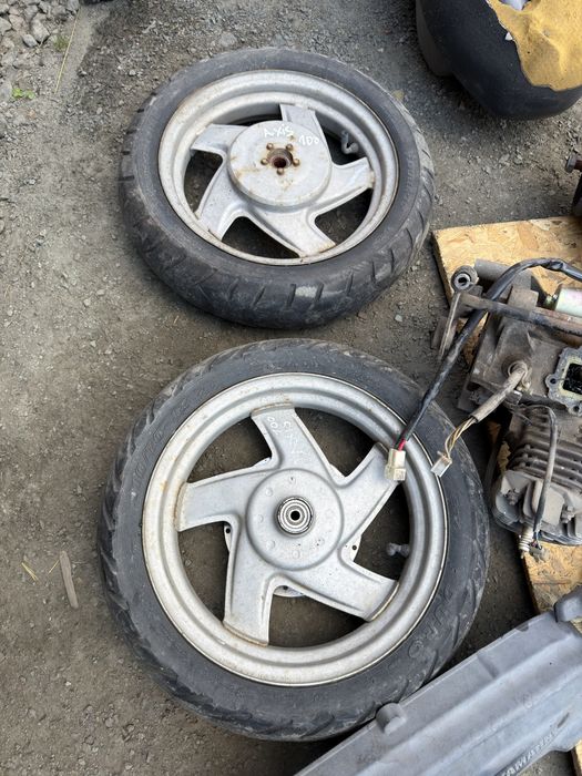 Запчастини ямаха гранд аксіс 100 yamaha grand axis пластик