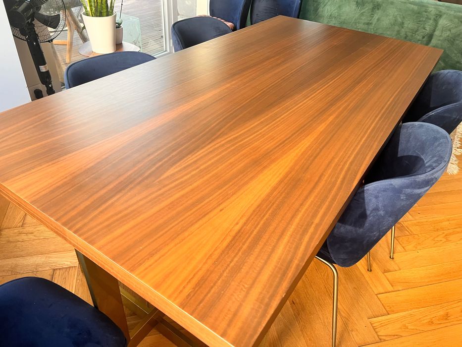 Mesa de jantar com 4 cadeiras