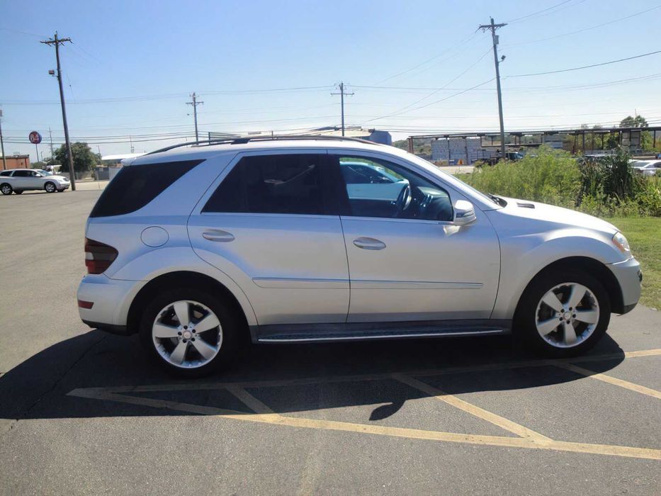 Mercedes-Benz M-Class ML 350 4MATIC      2011