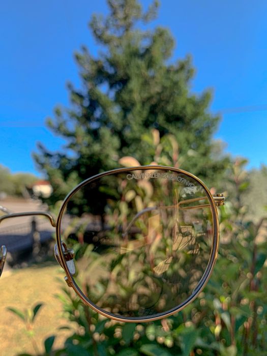 Óculos de sol  ( calvin klein )