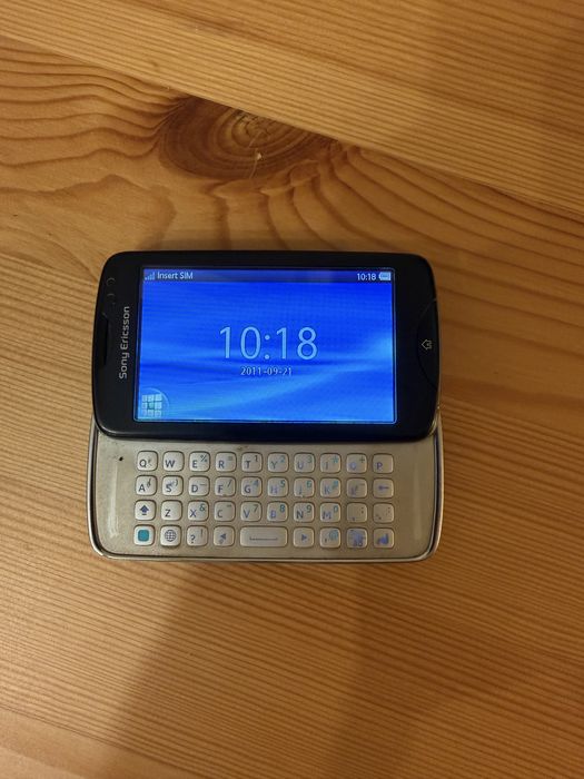 Sony Ericsson TXT PRO CK15i