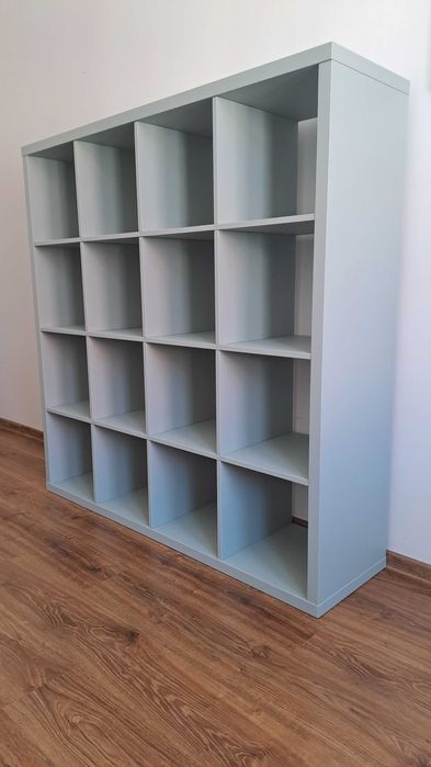 Regał IKEA KALLAX 147 × 147 cm – odmalowany, stan bardzo dobry