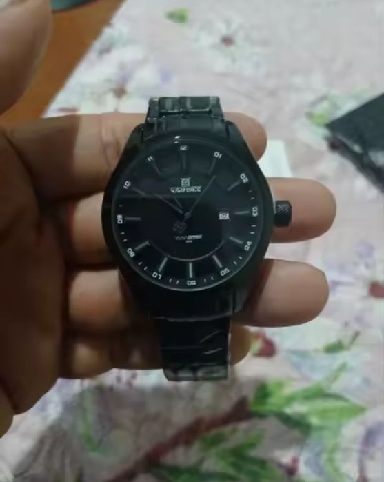Relógio naviforce novo.