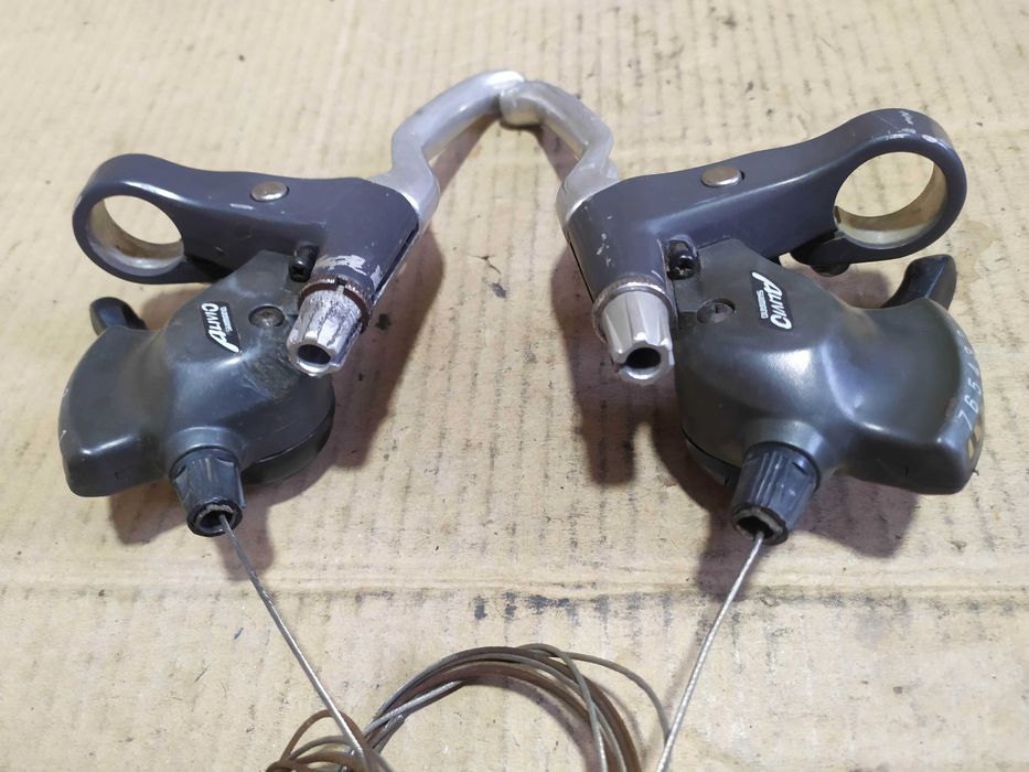 Моноблоки, манетки Shimano Alivio- ST-MC12, 3х7скоростей