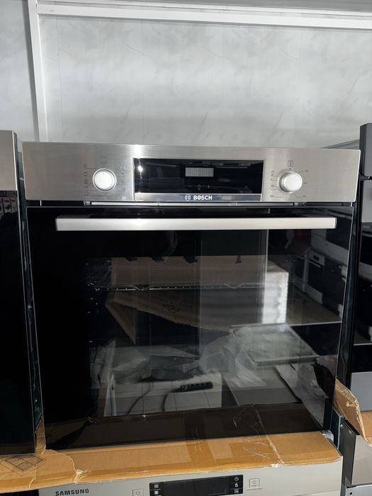 Вбудована духовка Bosch HBA534BS3F
