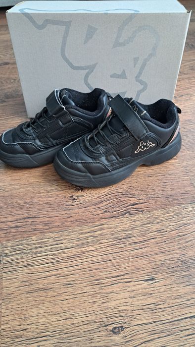 Buty sportowe rozm. 32