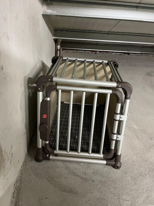 Caixa de transporte para cão