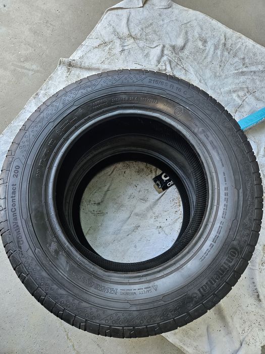 Резина шины колеса 215/65/16С CONTINENTAL