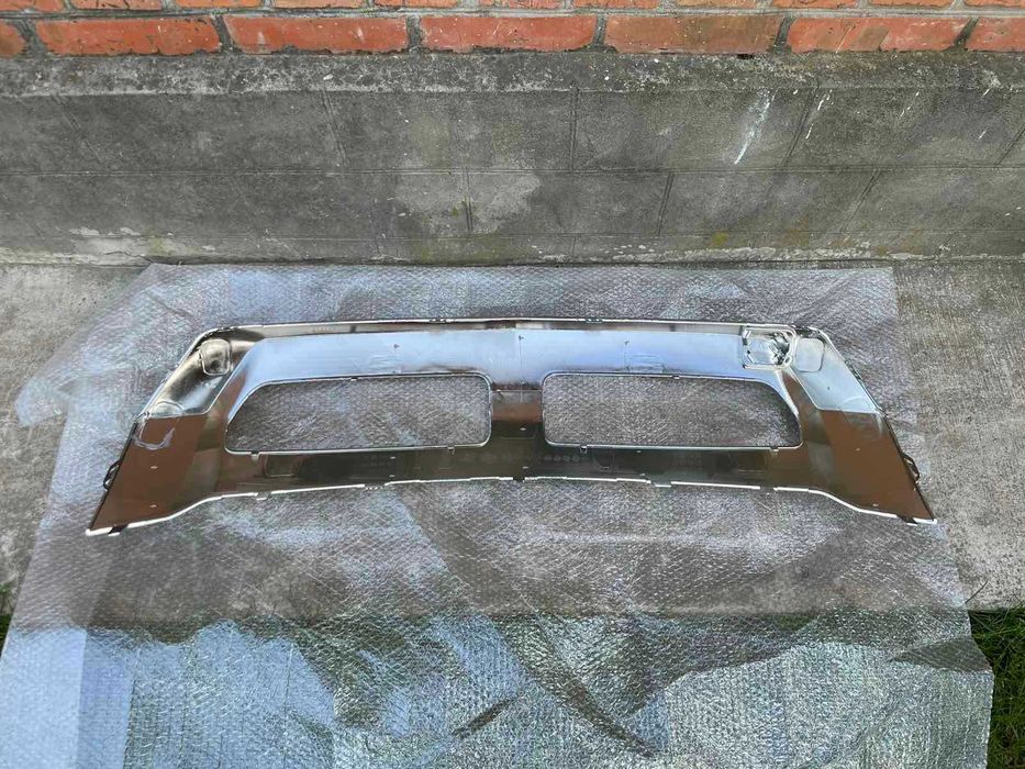 Хром накладка переднього бампера Mercedes ML W166 11-15 Рамка