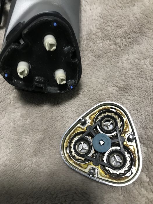 Електробритва філіпс