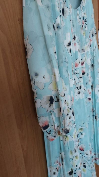 Сукня,  плаття  для  вагітних.