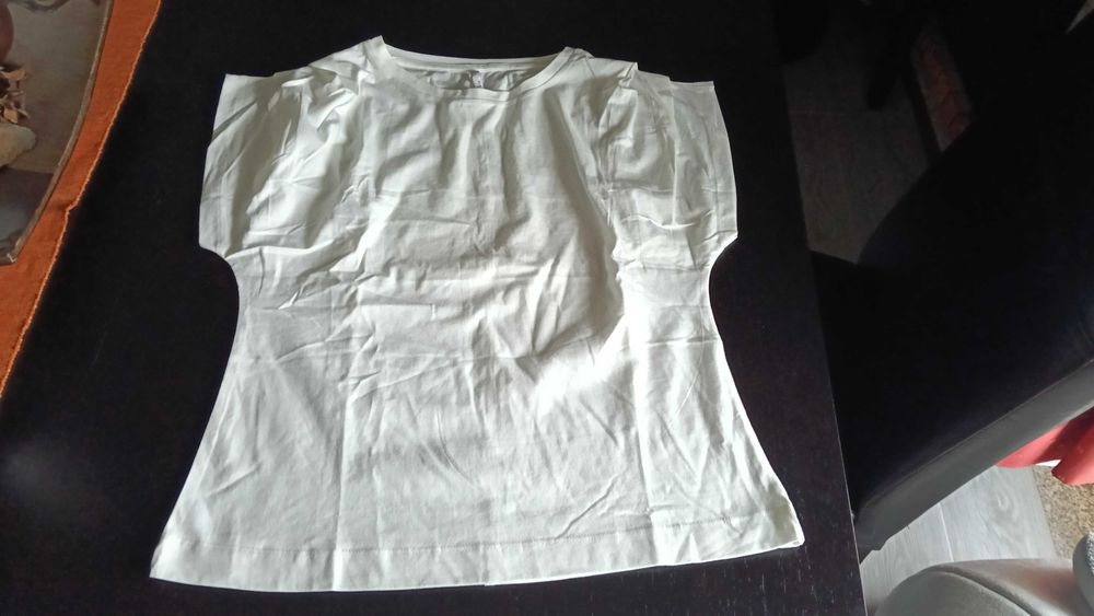 Blusa Tiffosi nova com decote caído