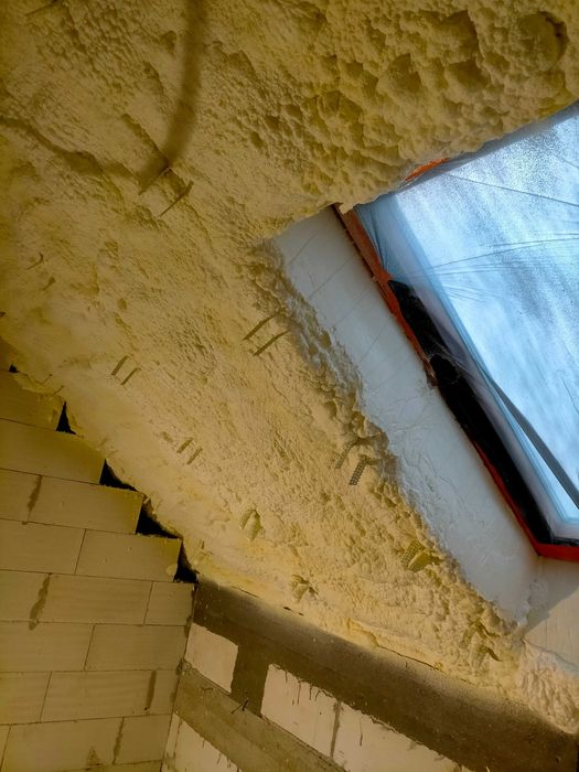 Ocieplenie pianą PUR,WEŁNĄ,CELULOZĄ,naprawa izolacji, wieszaki GRATIS