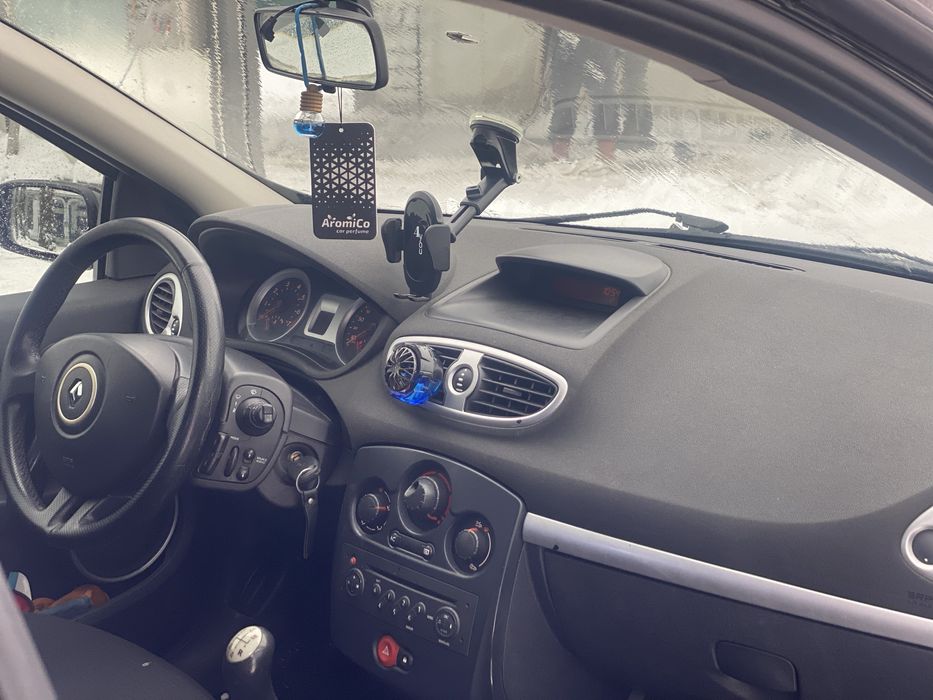 Продам кліо 1.2 бензин