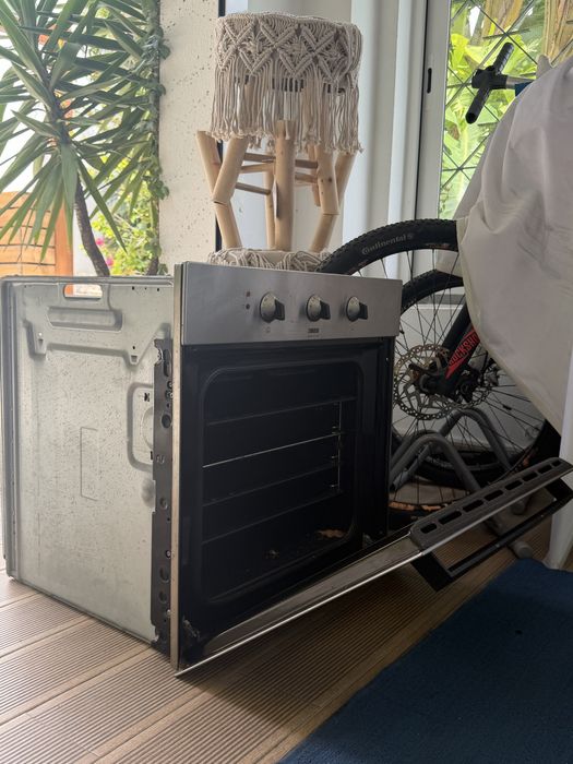 Forno eletrico -marca zanussi