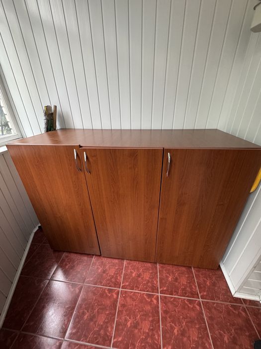 Продам офісні тумби