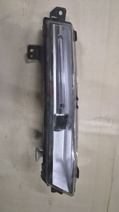 Туманка права JAGUAR F-PACE 16 HK8315200AF