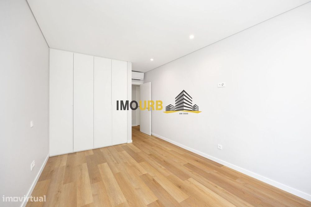 Em construção T3 Telheiro