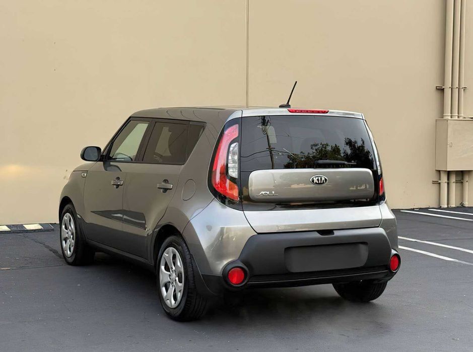 Kia Soul      2015