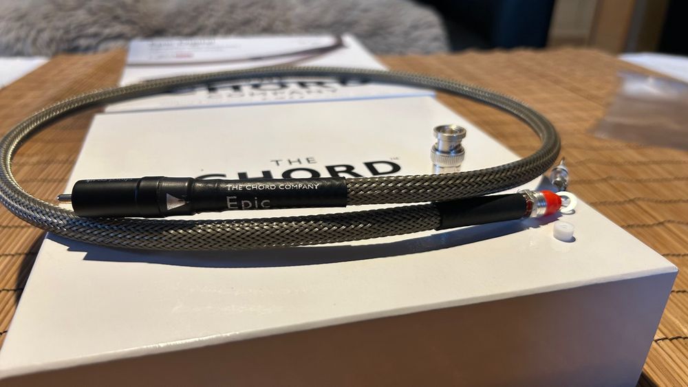 Chord Epic Digital Tuned ARAY BNC–RCA 1 m – do naprawy