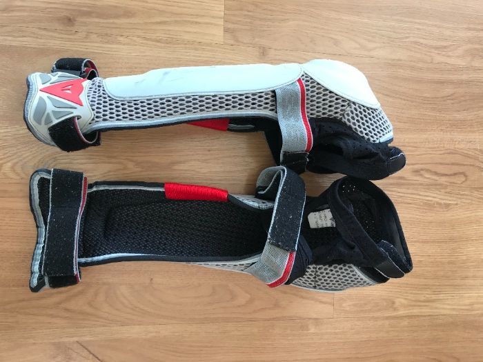 Joelheiras Caneleiras Dainise para mota ou downhill